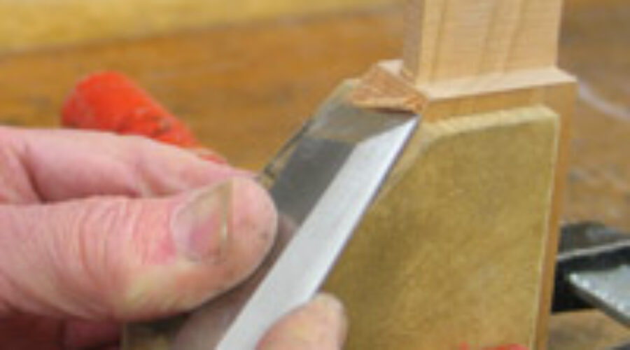 John Lloyd Blog - A lower Bevel Angle can be an advantage when Paring