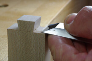 IF ONLY I WERE TALENTED ……… I’d cut great dovetails!